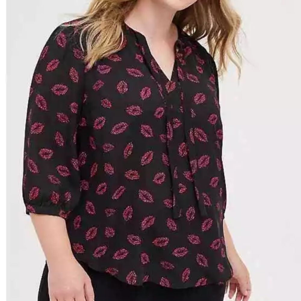 Torrid Georgette Blouse top bow tie lip print leopard chiffon shirt 2X